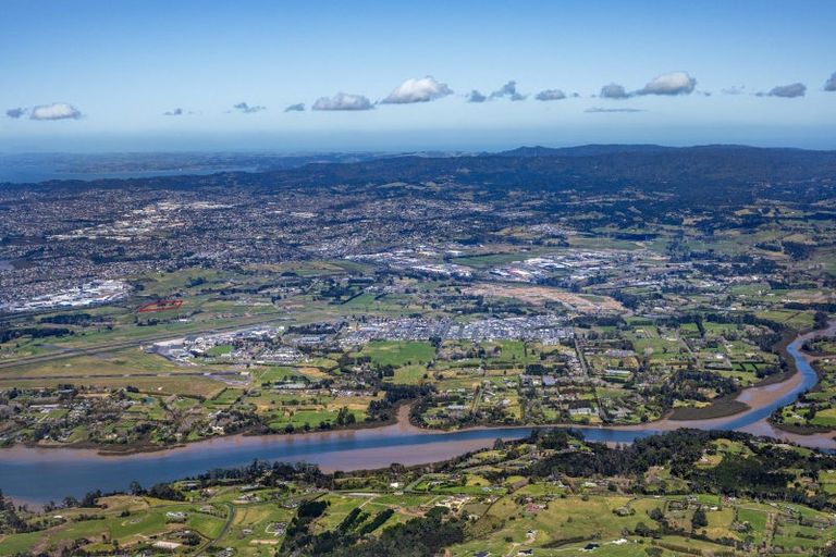 Photo of property in 61 Trig Road, Whenuapai, Auckland, 0618