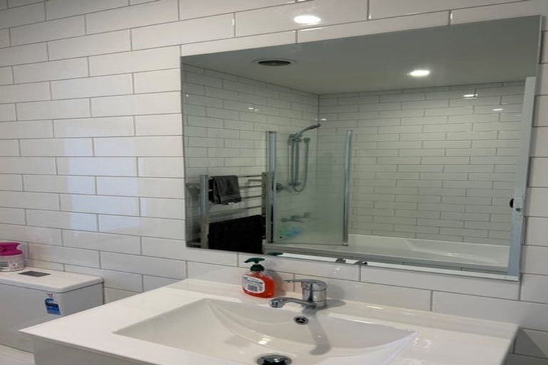 Photo of property in 214 Westminster Street, Mairehau, Christchurch, 8013