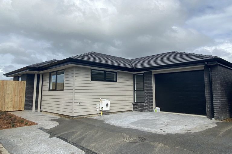 Photo of property in 35 Timara Crescent, Marshland, Christchurch, 8083