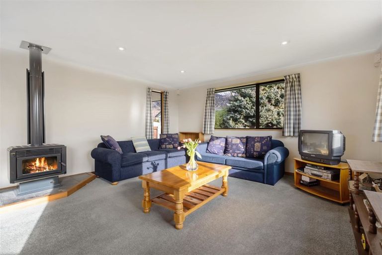 Photo of property in 46 Meadowstone Drive, Wanaka, 9305