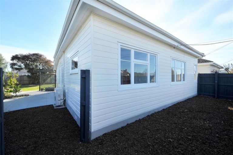 Photo of property in 12 Manning Place, Woolston, Christchurch, 8023