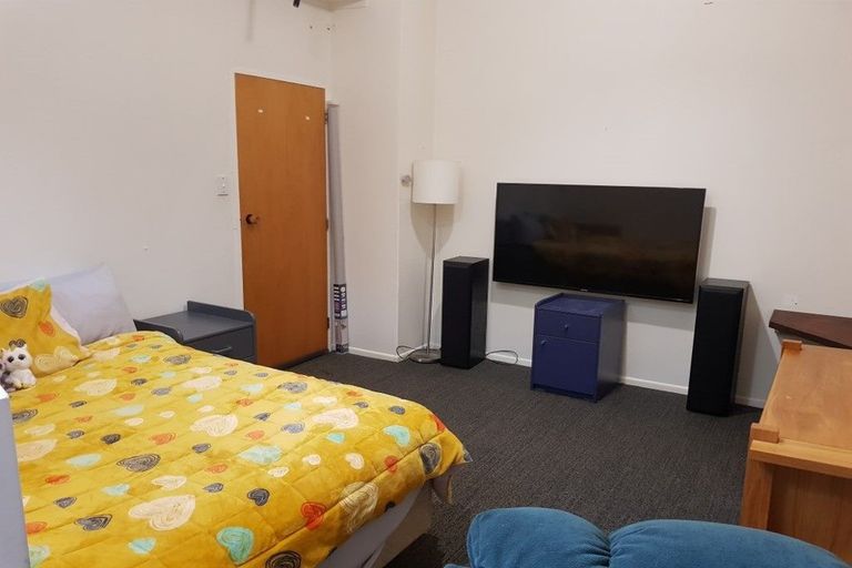 Photo of property in 25 Leeward Drive, Whitby, Porirua, 5024