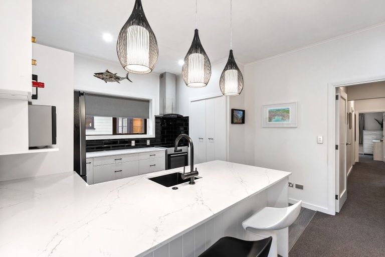 Photo of property in 72 Moeraki Road, Maoribank, Upper Hutt, 5018