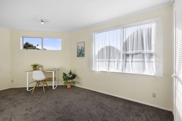 Photo of property in 39 Tweed Road, Papakowhai, Porirua, 5024