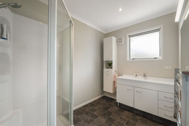 Photo of property in 5 West Crescent, Te Puru, Thames, 3575
