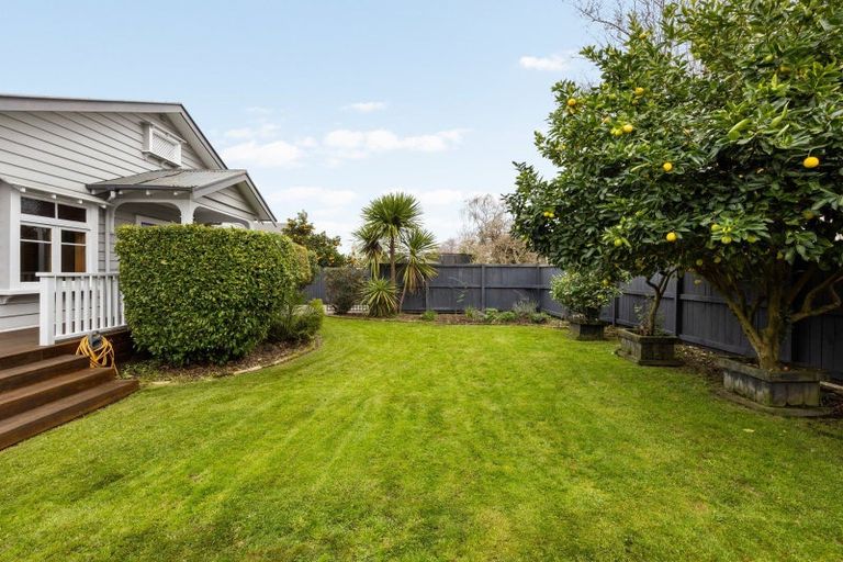 Photo of property in 84 Te Aroha Street, Hamilton East, Hamilton, 3216