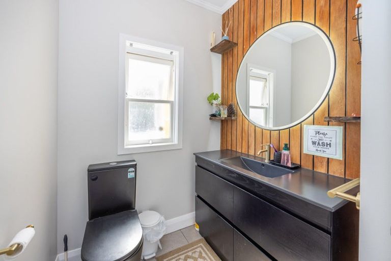 Photo of property in 2 College Street, Te Awamutu, 3800