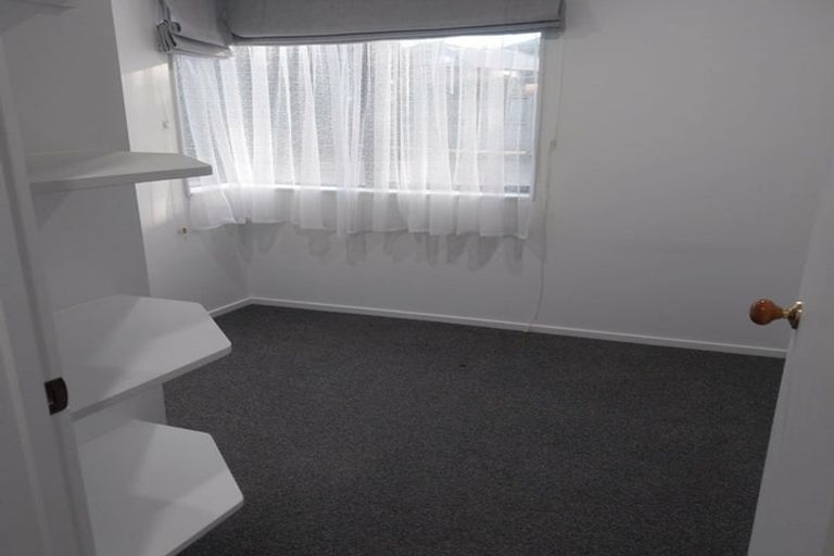 Photo of property in 1 Limousin Place, Grandview Heights, Hamilton, 3200