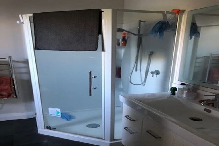 Photo of property in 77 Todman Street, Brooklyn, Wellington, 6021