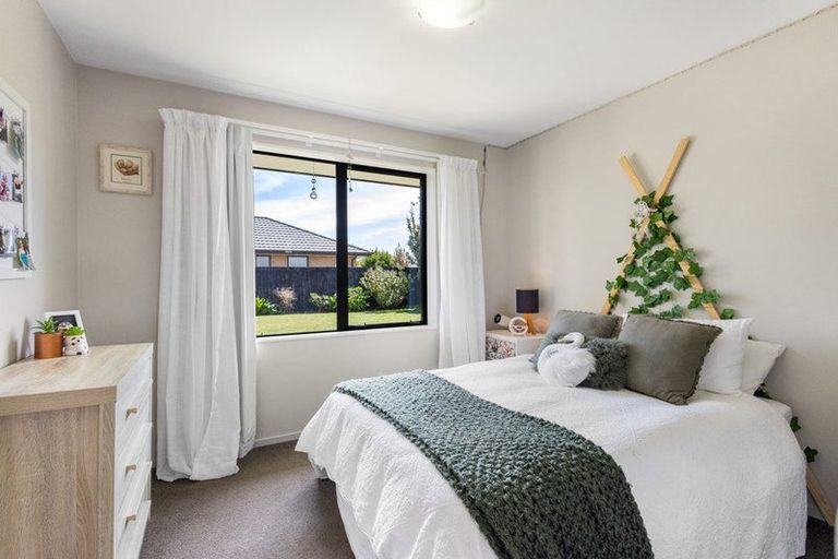 Photo of property in 11 Colebrook Drive, Rolleston, 7614