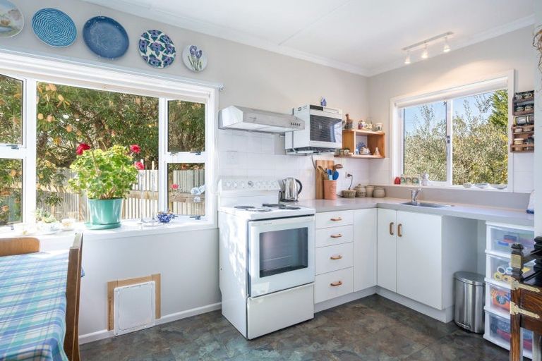 Photo of property in 16 Baldwin Road, Tasman, Upper Moutere, 7173