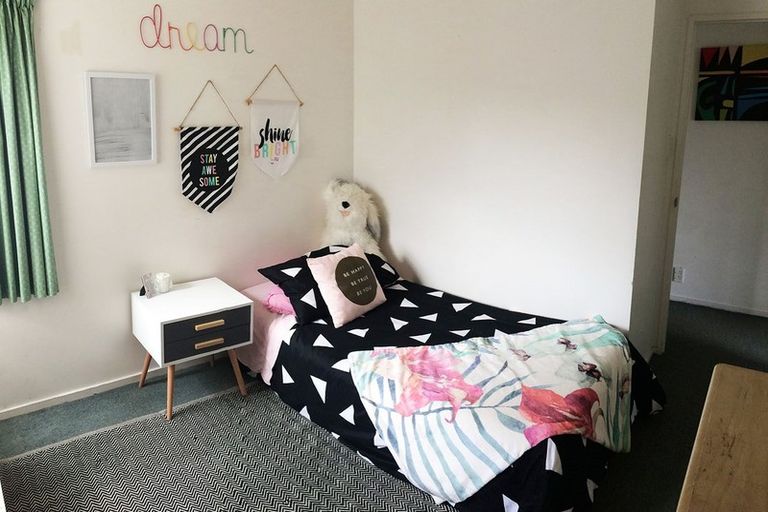 Photo of property in 1/8 Glenburn Place, Papakura, 2110