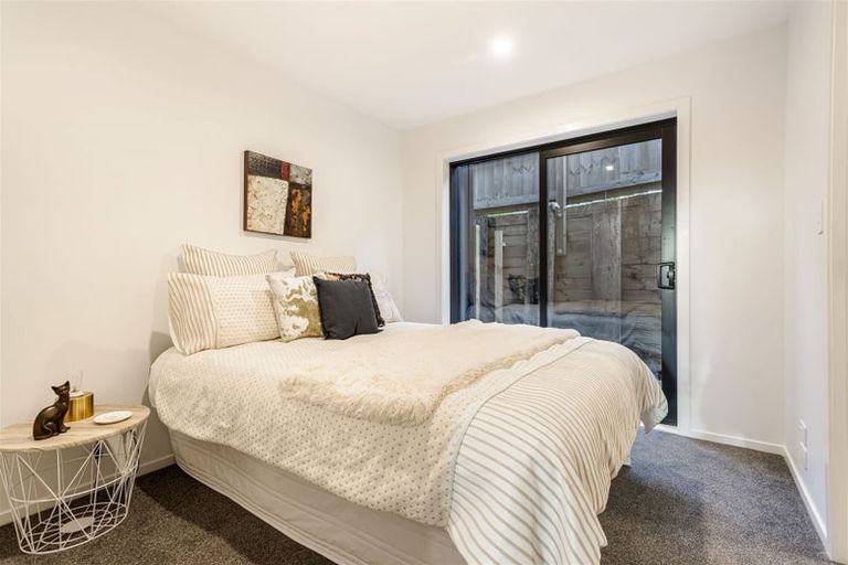 Photo of property in 7 Meg Lane, Glen Eden, Auckland, 0602