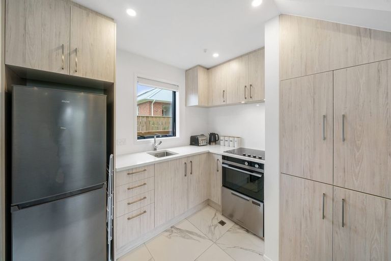 Photo of property in 5/176 Cambridge Terrace, Fairfield, Lower Hutt, 5011