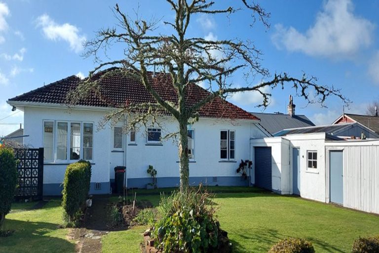 Photo of property in 11 Miranda Street, Stratford, 4332