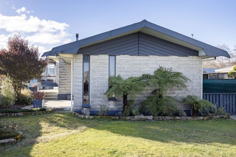 Photo of property in 11 Charles Street, Weston, Oamaru, 9401
