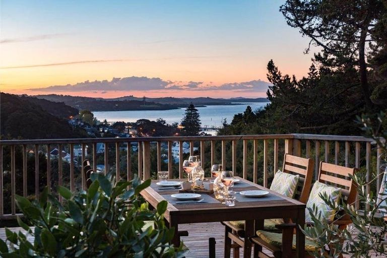 Photo of property in 8 Sullivans Road, Paihia, 0200