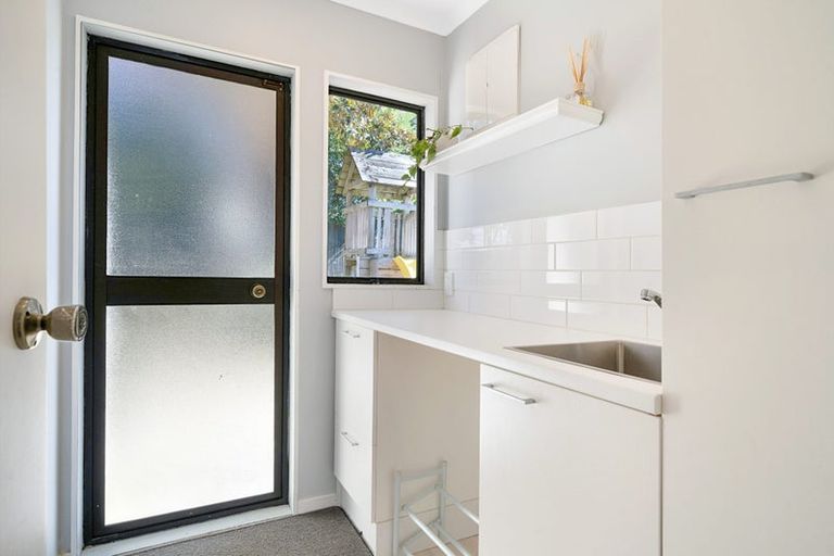 Photo of property in 26 Garton Drive, Massey, Auckland, 0614