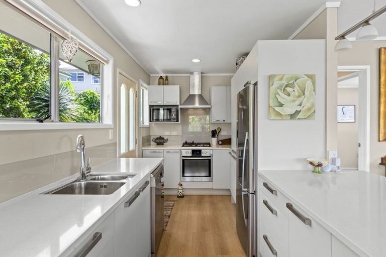 Photo of property in 55 Watea Road, Torbay, Auckland, 0630