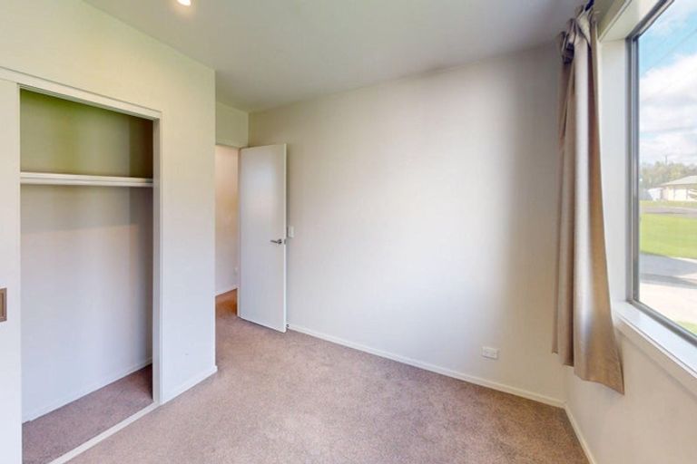 Photo of property in 6 Fagan Street, Sanson, 4817