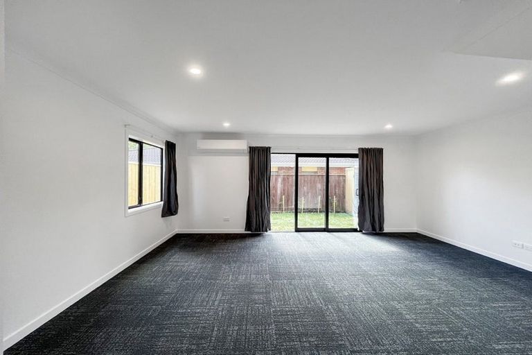 Photo of property in 83-85 Pitt Street, Palmerston North, 4410
