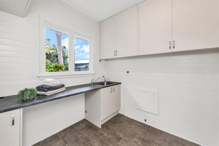 Photo of property in 8 Philpotts Road, Mairehau, Christchurch, 8052