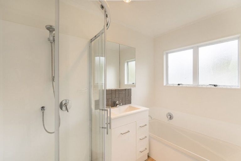 Photo of property in 2/108 Hewer Crescent, Naenae, Lower Hutt, 5011