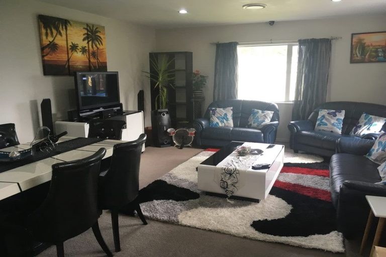 Photo of property in 240 Harbourside Drive, Karaka, Papakura, 2113