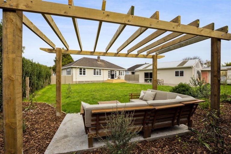 Photo of property in 13 Malone Place, Hawera, 4610