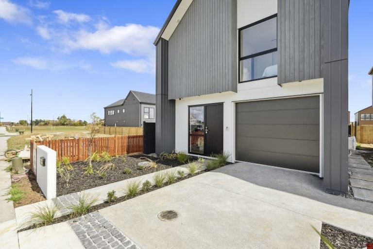 Photo of property in 14 Hampshire Lane, Karaka, 2580