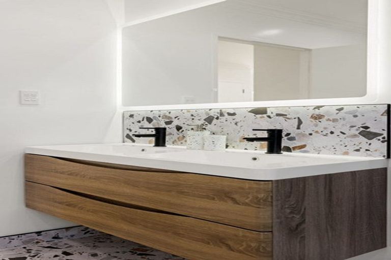 Photo of property in 50a Queen Street, Cambridge, 3434