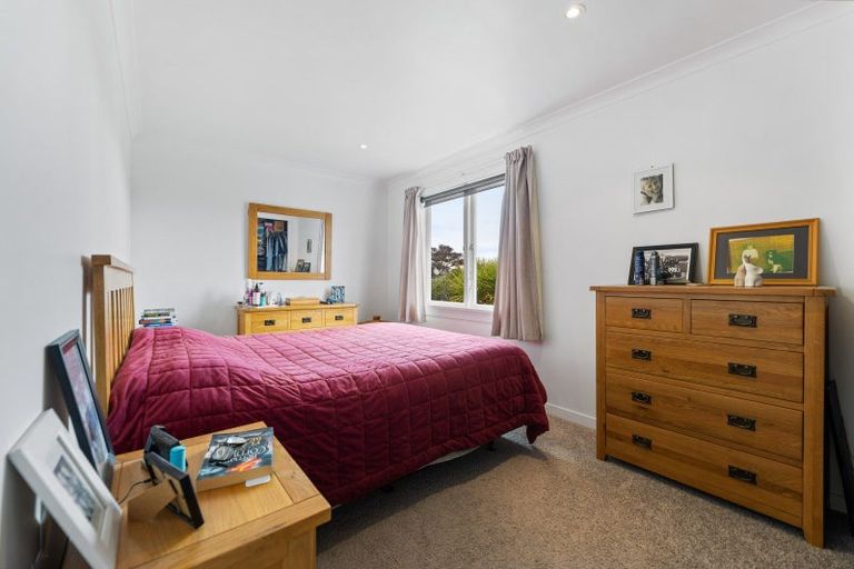 Photo of property in 2/35 Kotare Street, Hilltop, Taupo, 3330