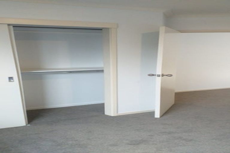 Photo of property in 20 Tauranga Place, Orewa, 0931