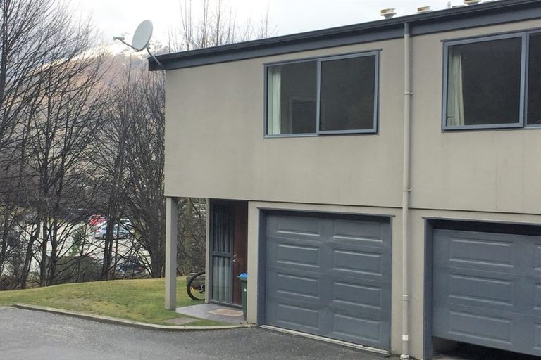 Photo of property in Elkridge Apartments, 21/64 Marina Drive, Frankton, Queenstown, 9300