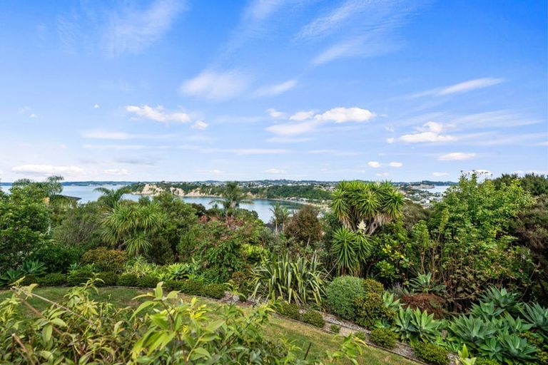 Photo of property in 36 Beauvoir Avenue, Matakatia, Whangaparaoa, 0930