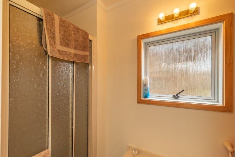 Photo of property in 382 Kimberley Road, Levin, 5571