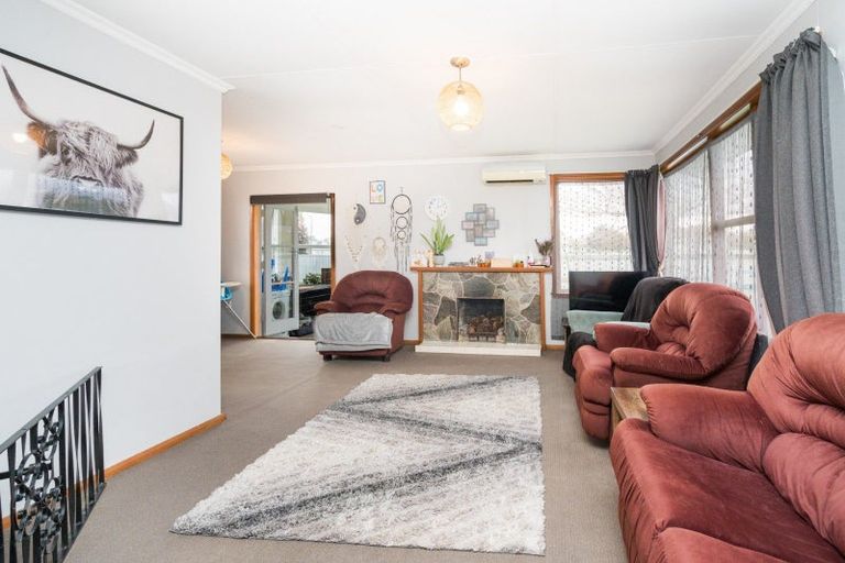 Photo of property in 87 Sutherland Crescent, Westbrook, Palmerston North, 4412
