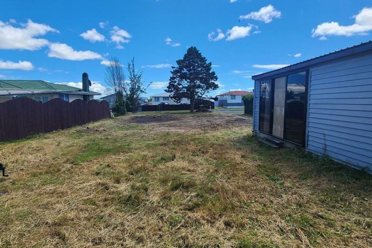 Photo of property in 15 Kereru Street, Tokoroa, 3420