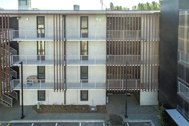 Photo of property in Leicester Executive Apartments, 402/282 Madras Street, Christchurch Central, Christchurch, 8011