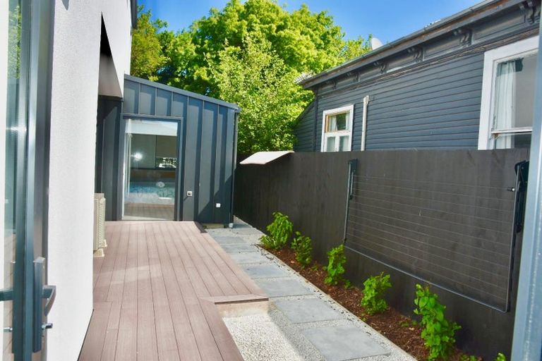 Photo of property in 8/241 Lincoln Road, Addington, Christchurch, 8024