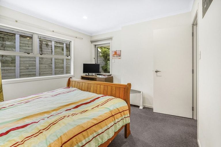 Photo of property in 50u4 Banbury Crescent, Fairfield, Hamilton, 3214