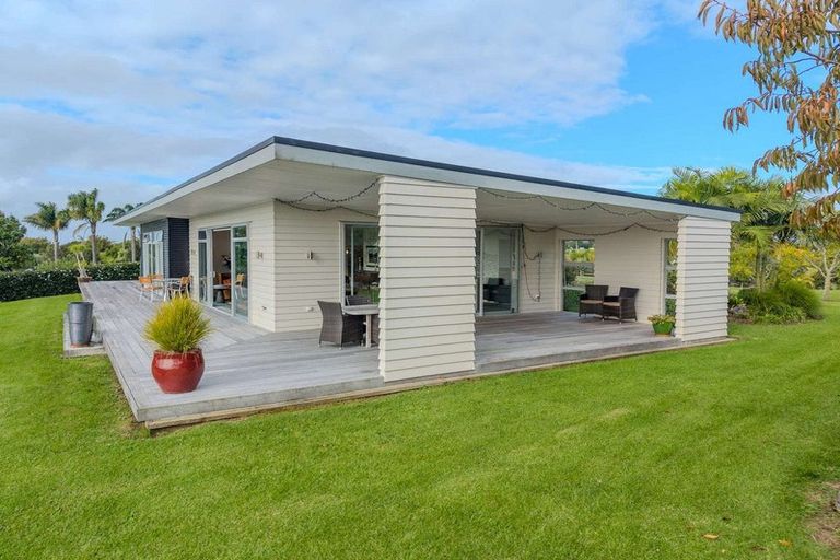 Photo of property in 18 Greenway Drive, Kerikeri, 0230