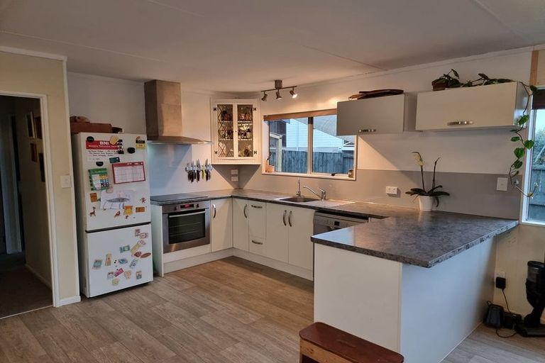 Photo of property in 38b Kaitemako Road, Welcome Bay, Tauranga, 3112