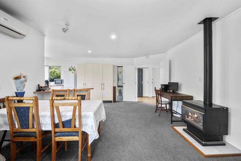 Photo of property in 13 Kurupae Road, Hilltop, Taupo, 3330