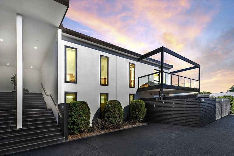 Photo of property in 4/275 Kilmore Street, Christchurch Central, Christchurch, 8011