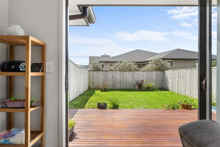 Photo of property in 13 Leebank Crescent, Riverhead, 0820