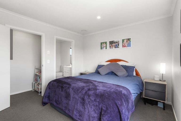 Photo of property in 7/89 Hobsonville Point Road, Hobsonville, Auckland, 0616