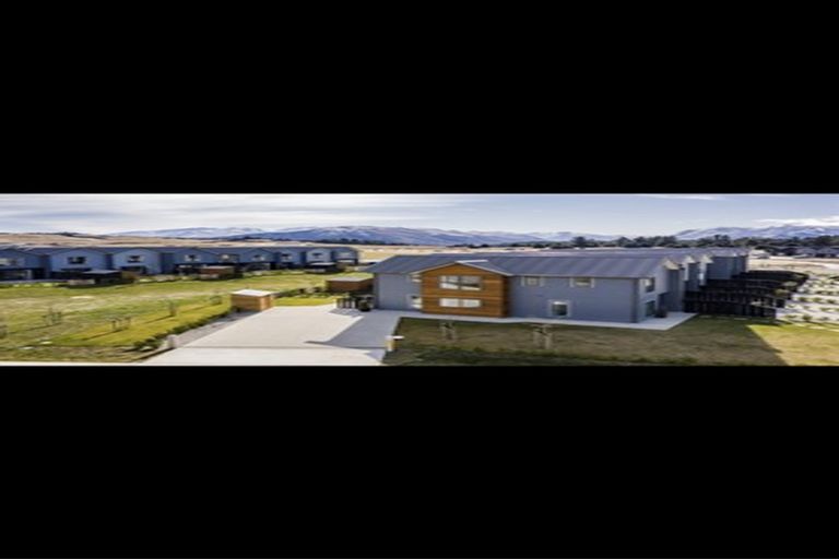 Photo of property in Northlake, 19 Mount Nicholas Avenue, Wanaka, 9305