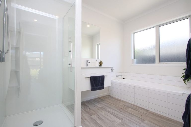 Photo of property in 7 Mccrorie Road, Wigram, Christchurch, 8025