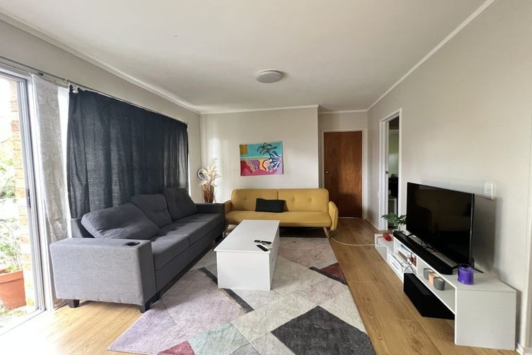 Photo of property in 3/89 Birkdale Road, Birkdale, Auckland, 0626